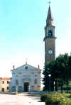 Il campanile  stato ultimato nel 1874 e la data della lapide posta sopra la porta "1871", si riferisce alla posa della prima pietra . 